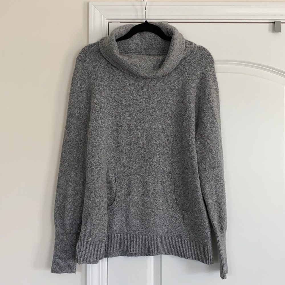 Loft Cowlneck Sweater with Kangaroo Pocket, size L